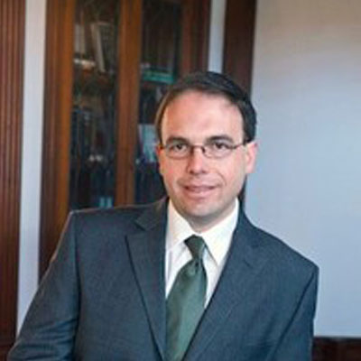 Dr Robert M. Mauro